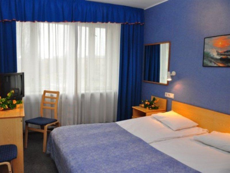 Hotel Stroomi Таллин Экстерьер фото